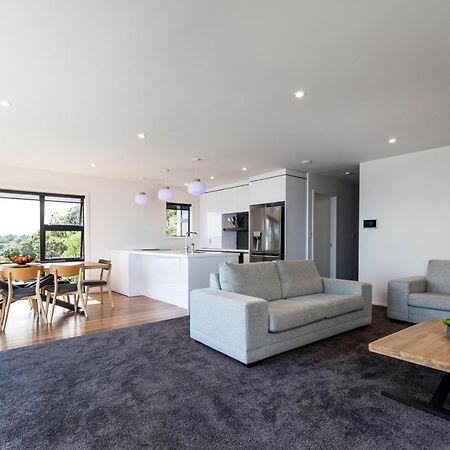 Oakura Beach Front Apartments מראה חיצוני תמונה