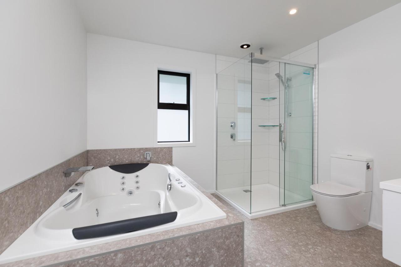 Oakura Beach Front Apartments מראה חיצוני תמונה
