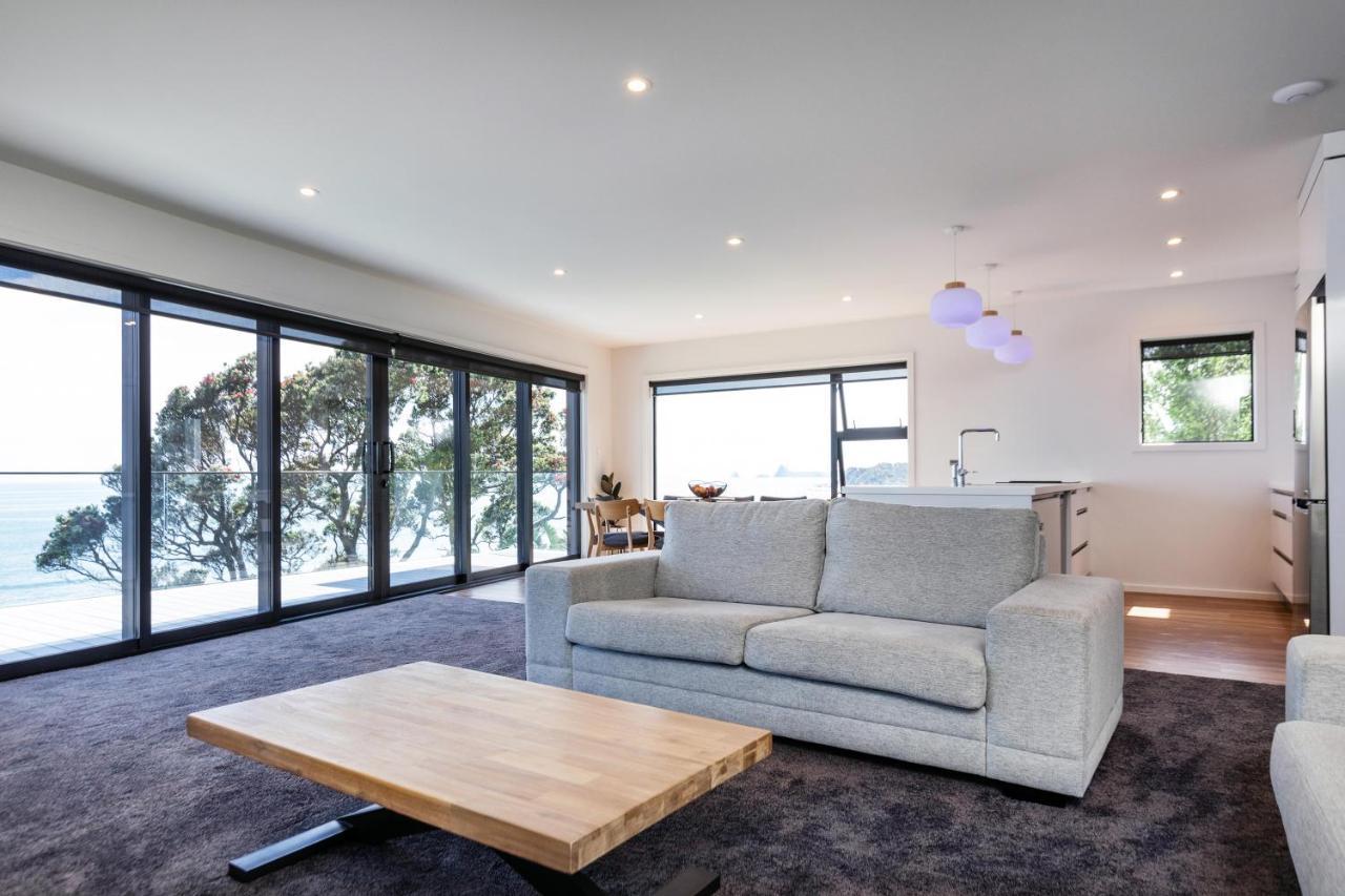 Oakura Beach Front Apartments מראה חיצוני תמונה