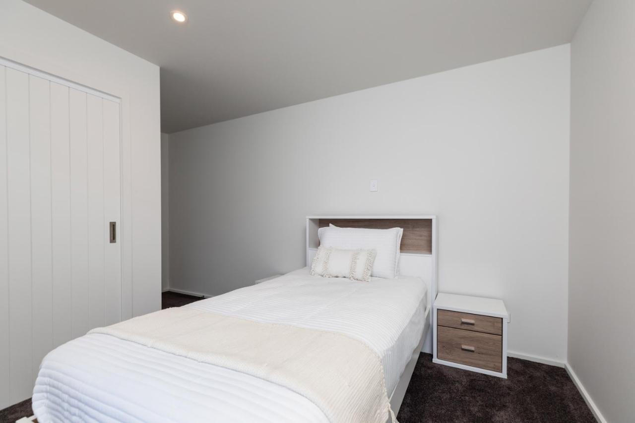 Oakura Beach Front Apartments מראה חיצוני תמונה