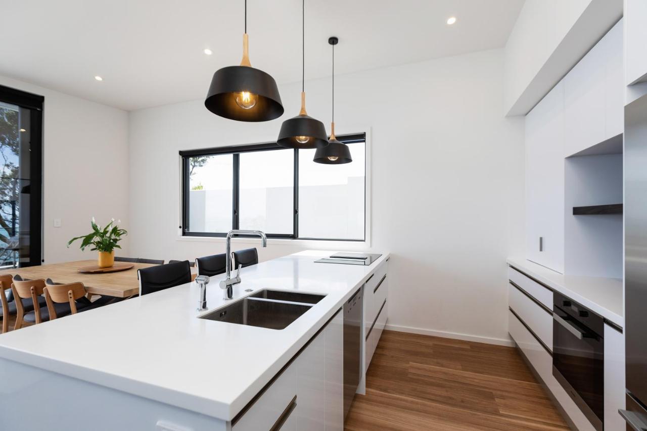 Oakura Beach Front Apartments מראה חיצוני תמונה