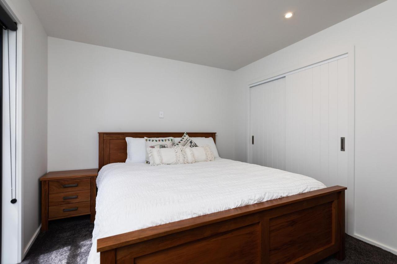 Oakura Beach Front Apartments מראה חיצוני תמונה