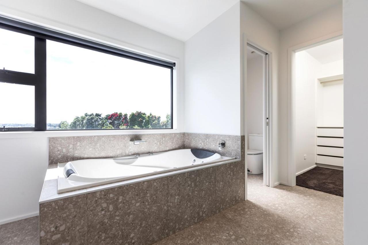 Oakura Beach Front Apartments מראה חיצוני תמונה